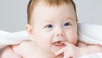 Bebekte İlk Önce Azı Diş