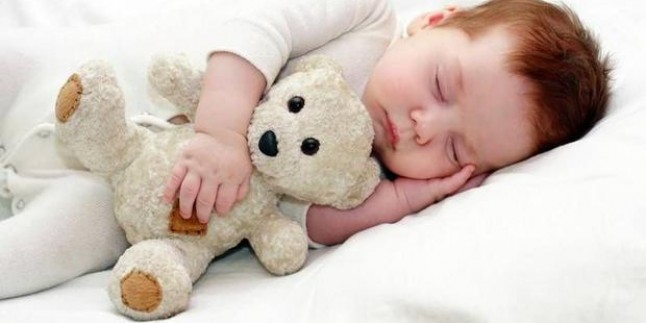 Bebeklerde Gece Uykusu Kaç Saat Olmalı?