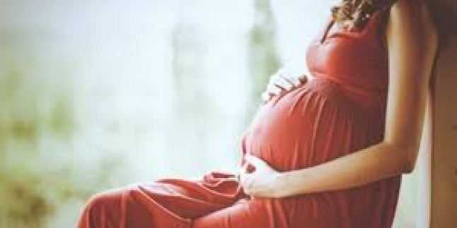 Hamilelikte Kalp Çarpıntısı Bebeğe Zarar Verir mi?